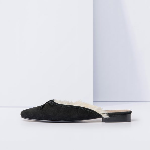 originalweb-flattered-lydia-black-2-1-595x595